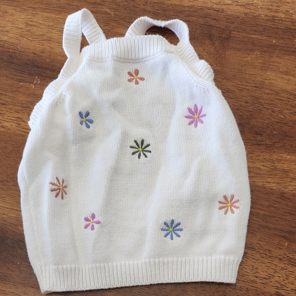 Old Navy Other - 💙 Old Navy Kids Floral Knit Short/tank Set- White